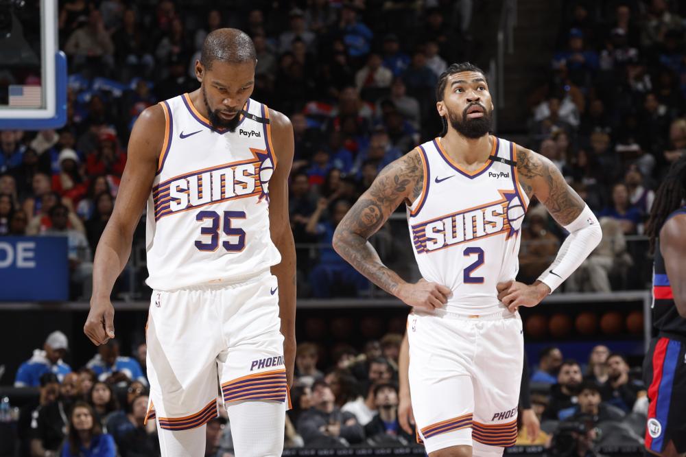 代中场的佼 代中场的佼